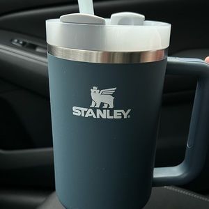 Stanley Cup—The Quencher H2.O FlowState Tumbler, 40 oz. Soft Matte-Stormy Sea